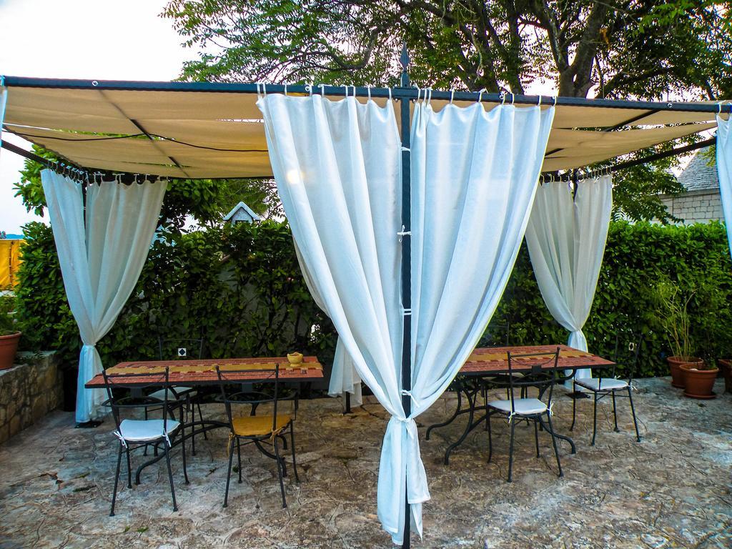 Agriturismo Masseria Calongo Cisternino Bagian luar foto